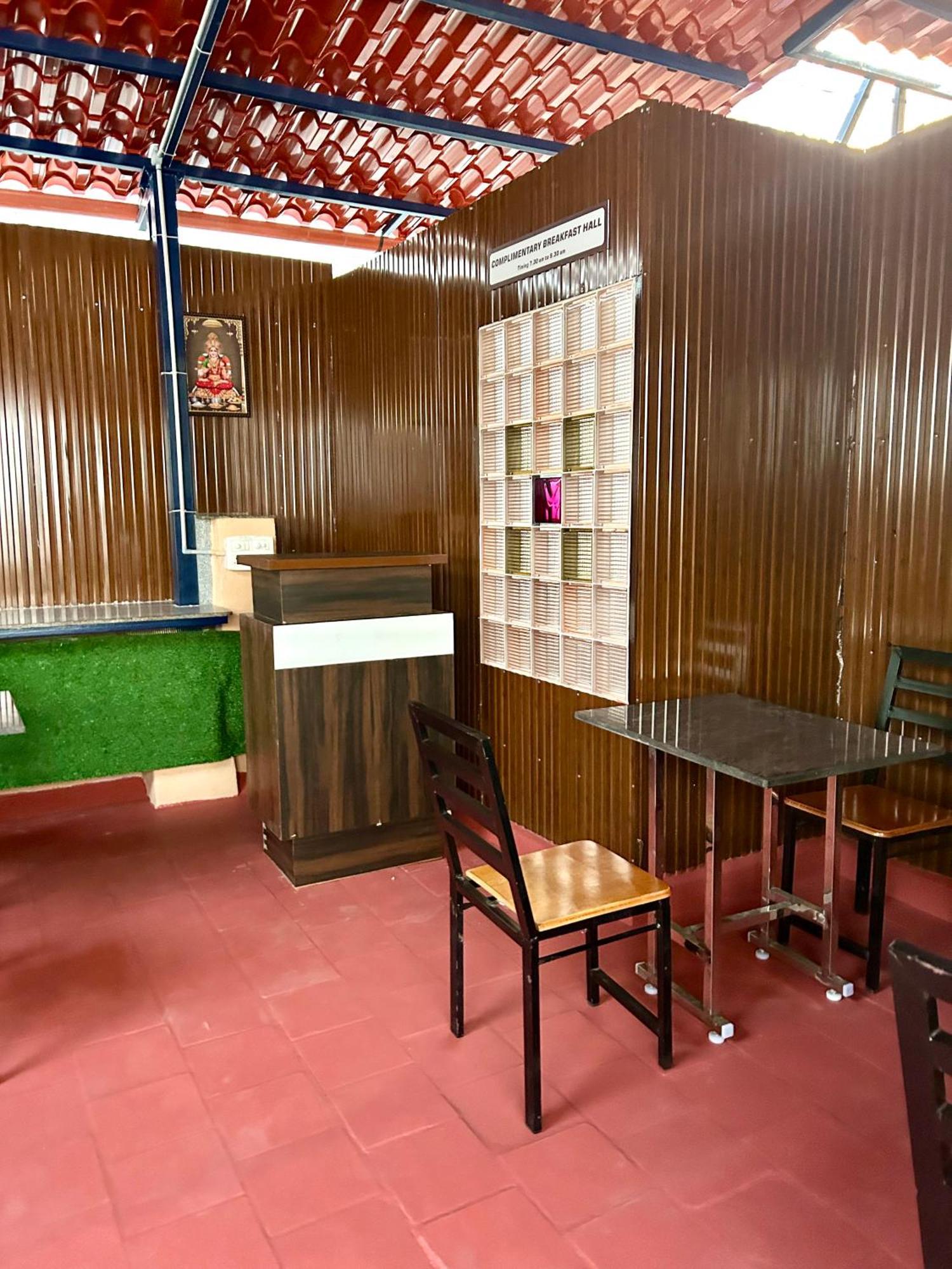 Hotel Jothi Коимбатур Экстерьер фото