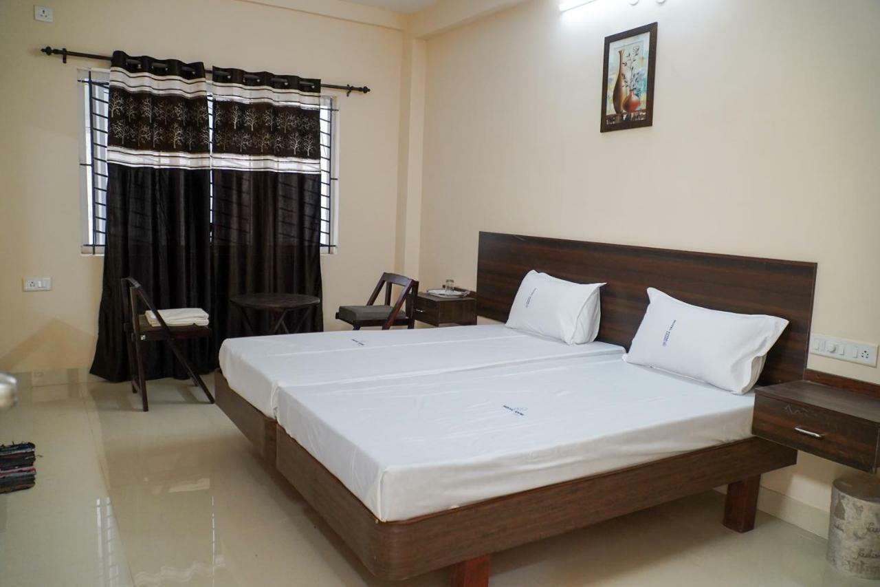 Hotel Jothi Коимбатур Экстерьер фото