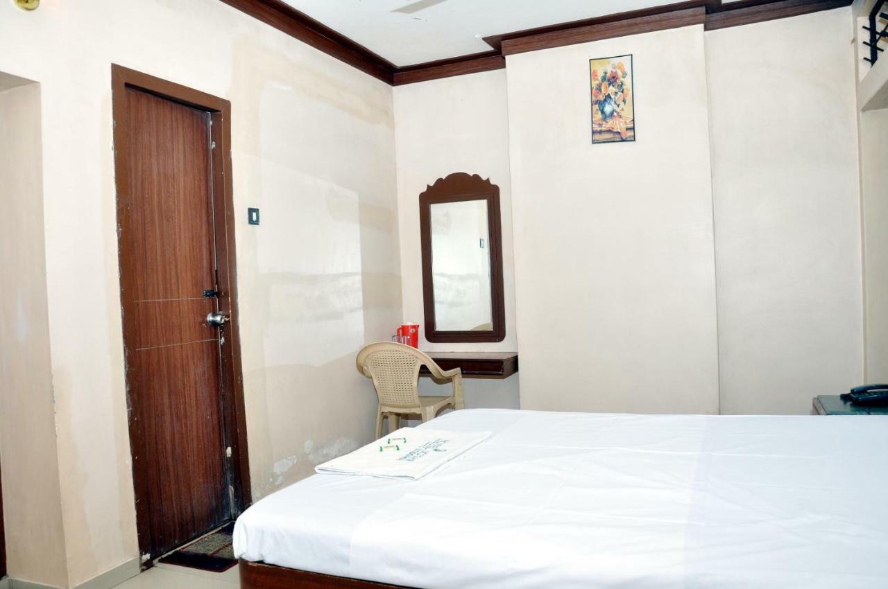 Hotel Jothi Коимбатур Экстерьер фото